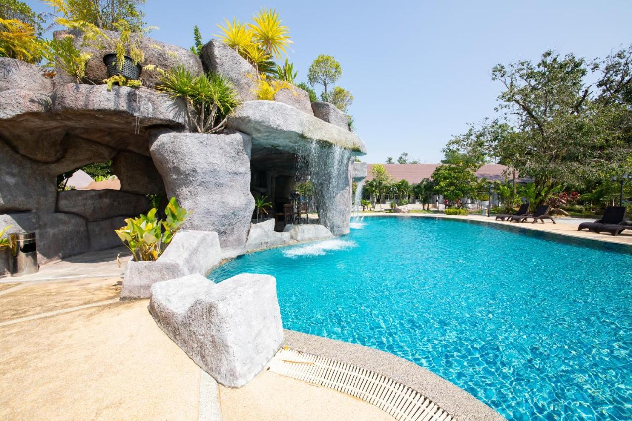 Rnana Grand Otel Phang Nga Dış mekan fotoğraf